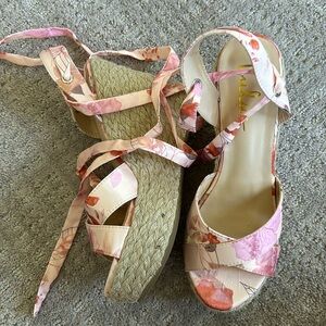 lulus heels. never worn!